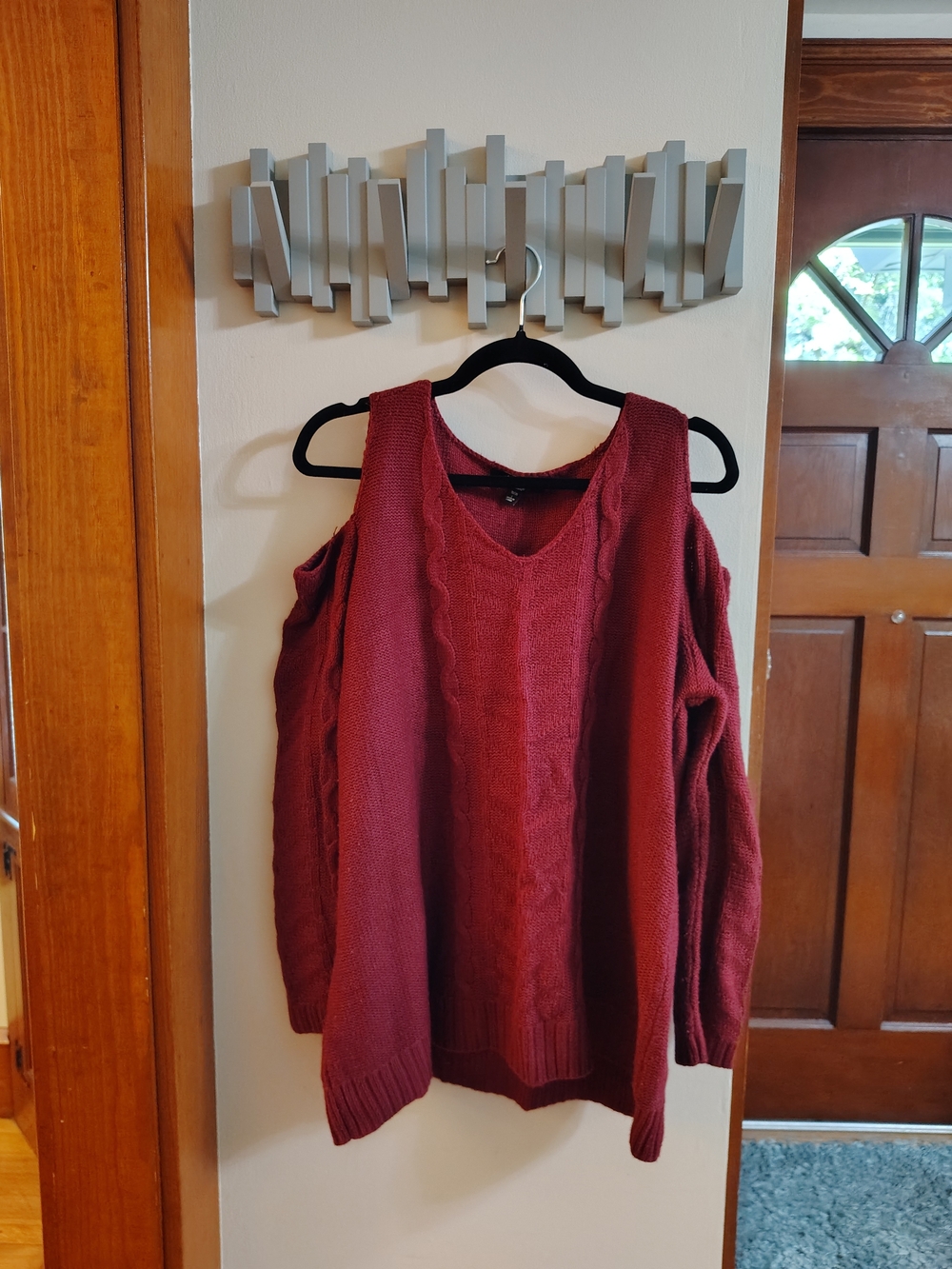 Cold-Shoulder V-Neck Cable Knit Sweater - Burgundy